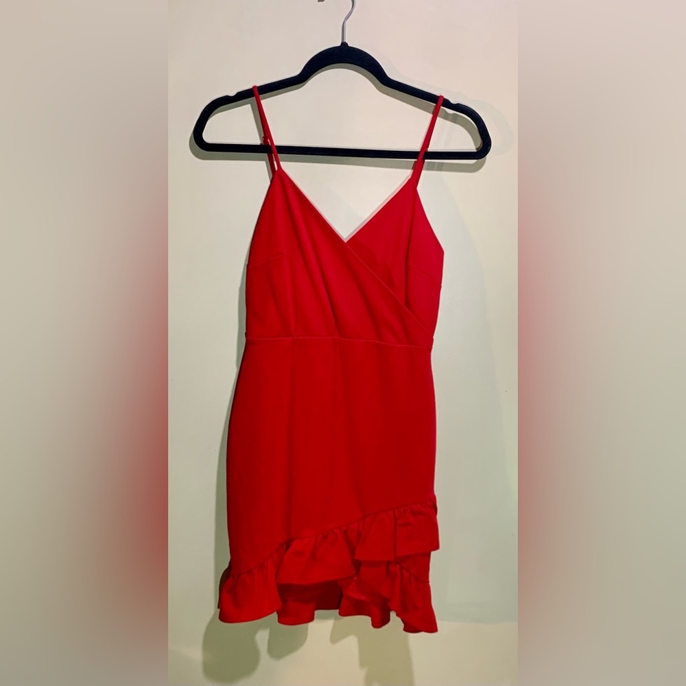 Lulu’s Red Body con Dress w/ Ruffles size medium